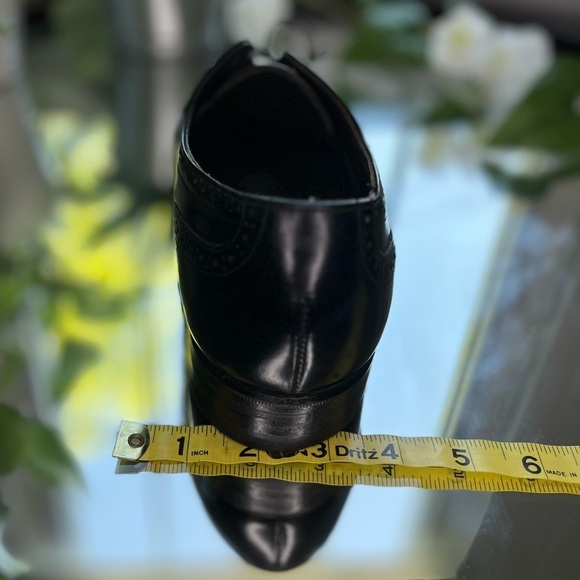 Bostonian Wingtip Oxford Leather Black Dress Shoes (EUC)​​​ - Picture 15 of 16